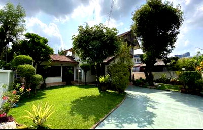 Houses for sale Bang Sue : Single house for sale, 5 bedrooms, Soi Prachachuen 30, near Kasemrad Hospital, Prachachuen, 84 sq m, 2 floors