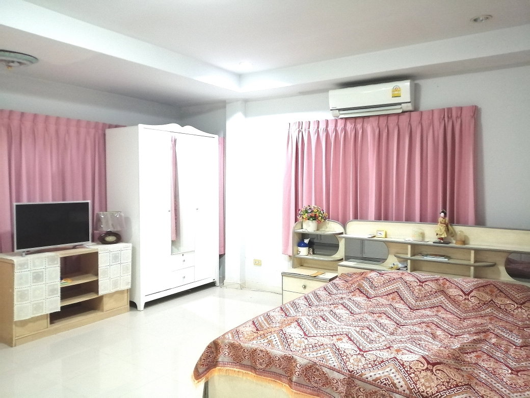 picture 5-bedroom Detached House in Bang Bua Thong, Nonthaburi - 13/14