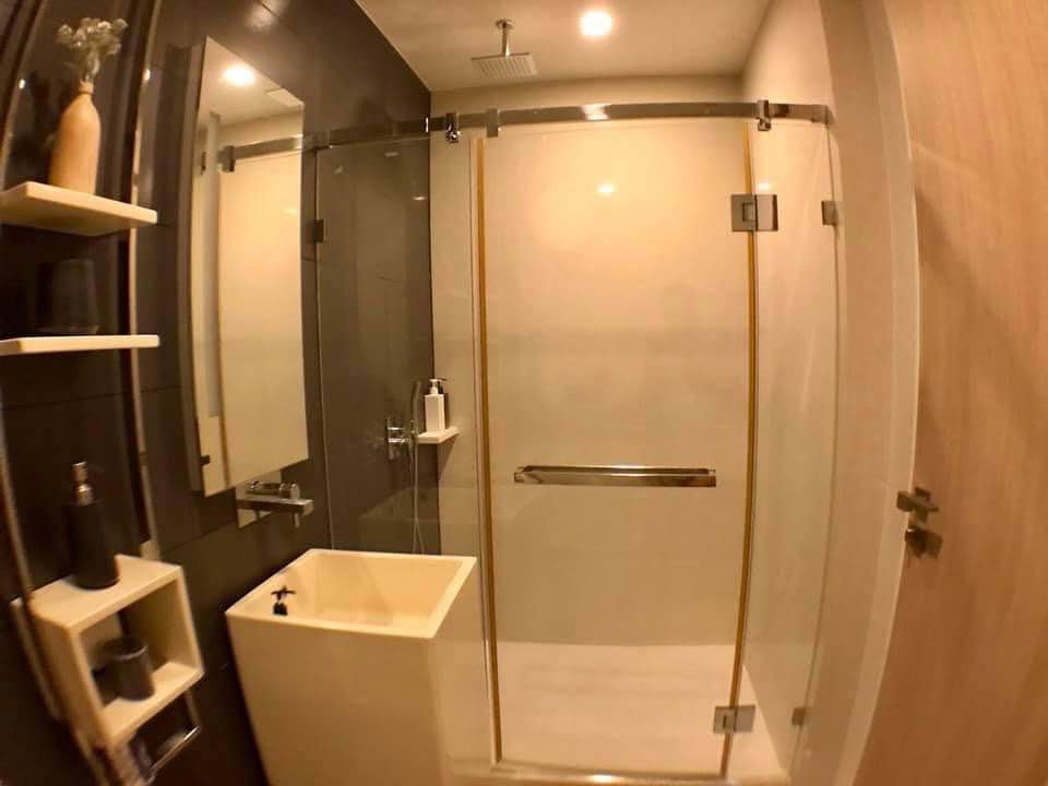 รูป Condo for RENT : The Room Wongwianyai  𝐒𝐢𝐳𝐞 : 59 sqm.  𝐓𝐲𝐩𝐞 : 1 Bed 1 Bath   𝐅𝐥𝐨𝐨𝐫 : 22nd  ✅เฟอร์นิเจอร์ เครื่องใช้ไฟฟ้าพร้อมเข้าอยู่ - รูปที่ 10/10