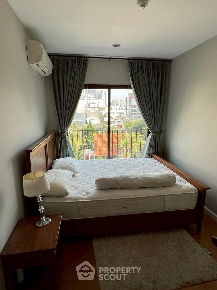 picture 1-BR Condo at Condolette Dwell Sukhumvit 26 near BTS Phrom Phong (ID 2943908) - 6/11