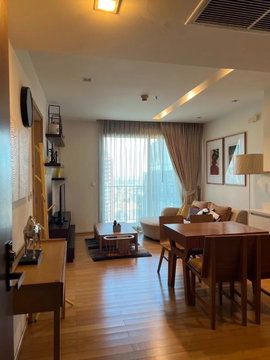 RS6257 For Rent: Siri at Sukhumvit, a High-Rise Condo in the heart of Sukhumvit, near BTS Phrom Phong.