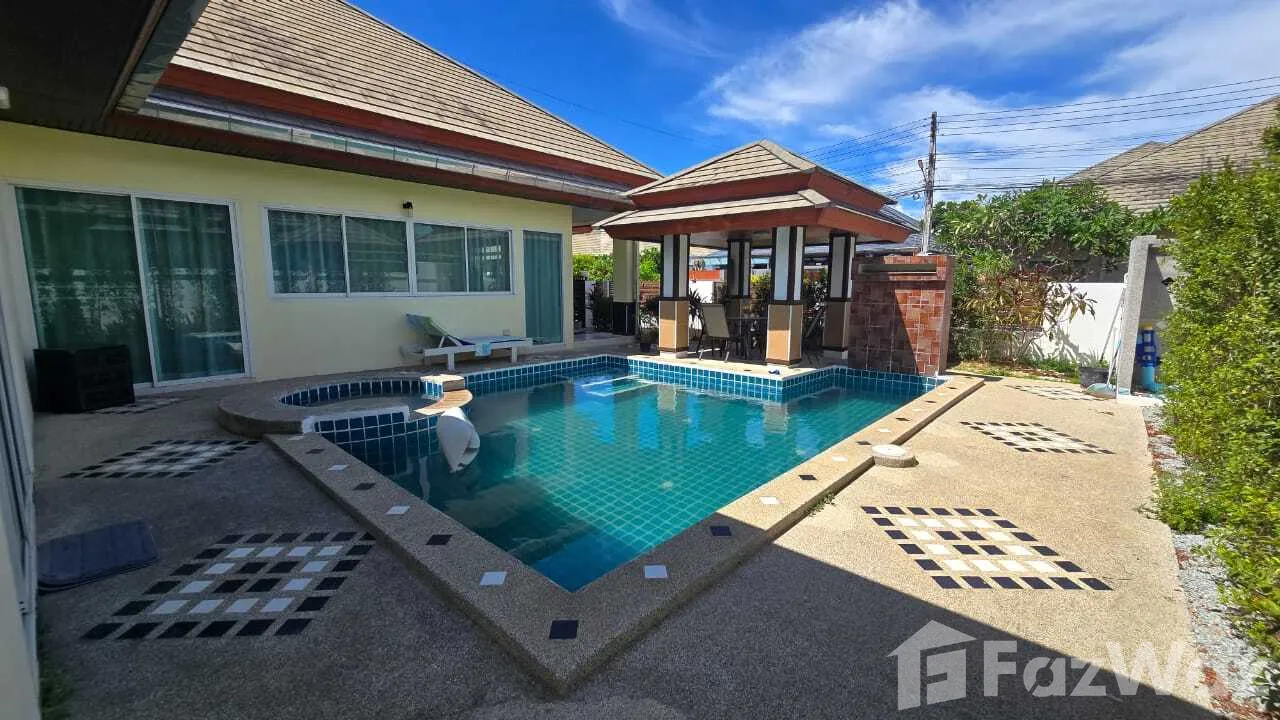 picture Beautiful hosue with private financing 6384073 - 2/21