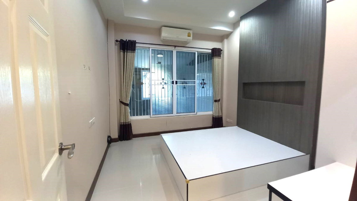 รูป ขายทาวน์เฮ้าส์ชั้นเดียวมือสอง บ้านในแหล่งชุมชน ใกล้ตลาด #CSS101885 - รูปที่ 10/20