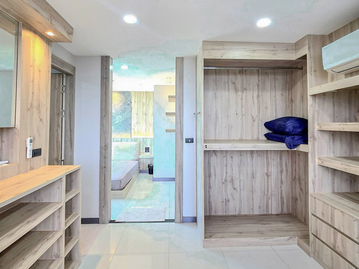 รูป The Vision Condo for Sale Pratumnak Hill Pattaya Sea View - รูปที่ 2/11