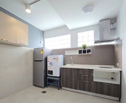Modern Townhouse for Rent Ekkamai | Family Home Best Value | Near BTS Ekkamai | 80,000 THB/Month | ทาวน์โฮมโมเดิร์นให้เช่า เอกมัย เหมาะสำหรับครอบครัว คุ้มค่า ใกล้ BTS เอกมัย 80,000 บาท/เดือน – LTHC14992