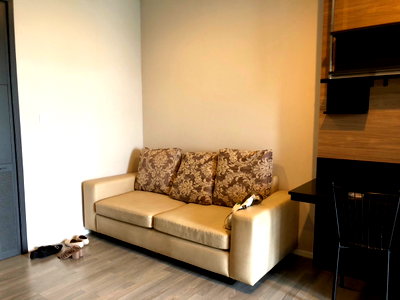 ขายคอนโด : P-106912 — ขายคอนโดพร้อมผู้เช่า ชั้น 12 The Room Sathorn - St.Louis ทำเลศักยภาพใจกลางสาทร 085-592-2897 Line: @easythaihome