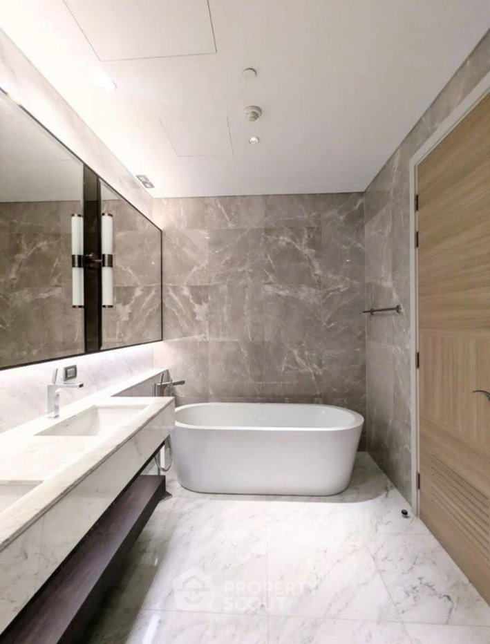 picture 3-BR Condo at Sindhorn Residence near BTS Ratchadamri (ID 2946705) - 6/7