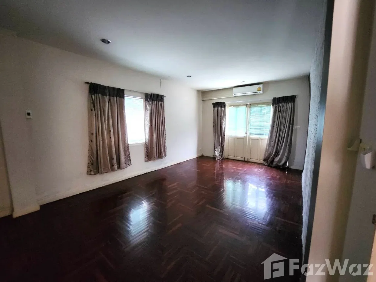 picture 3Bedrooms House For sale 5616973 - 8/15