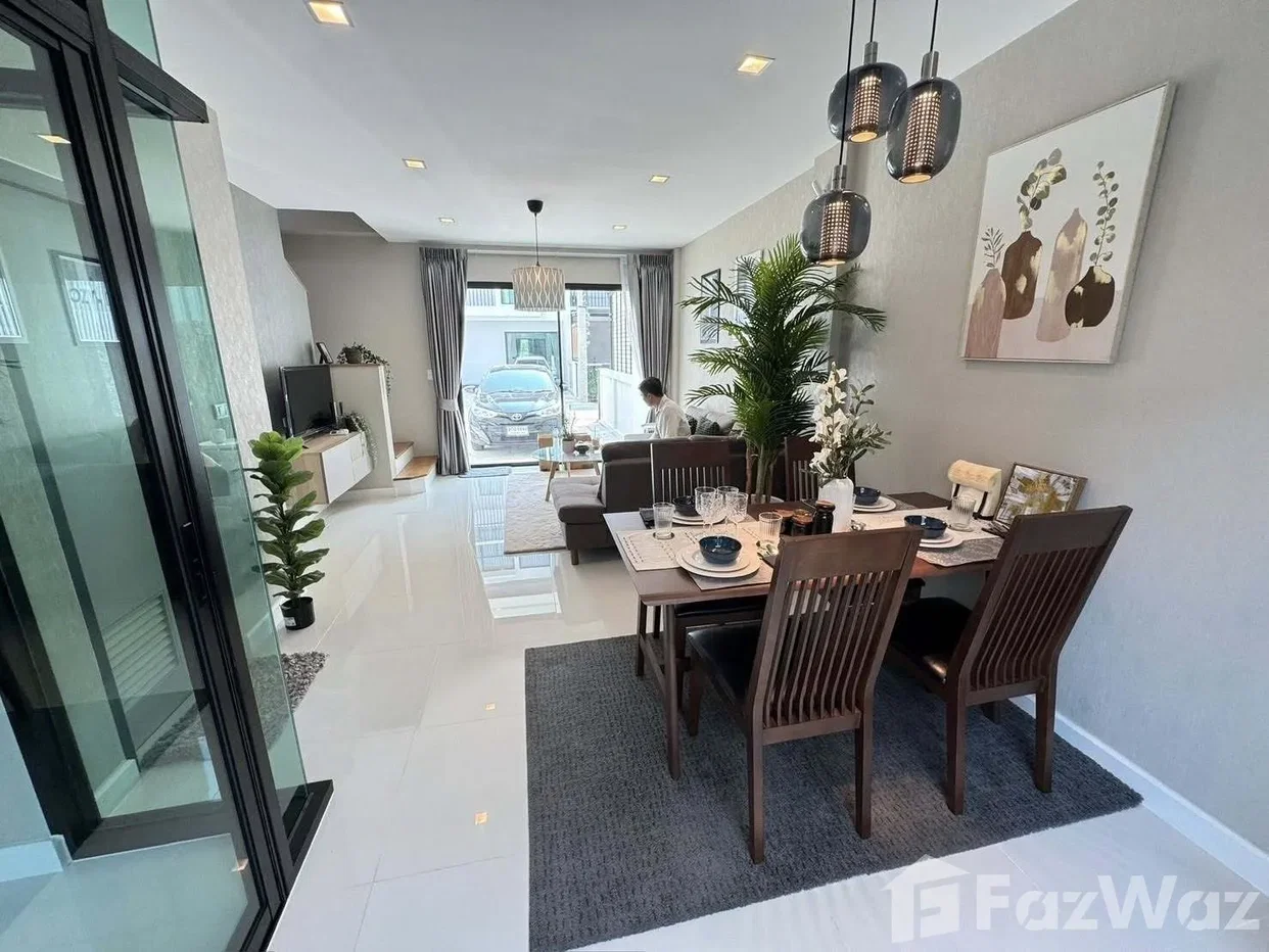 รูป บ้านเดี่ยวให้เช่า 3 ห้องนอน ในโครงการ โชคชัย 4 ซอย 30 6400765 - รูปที่ 2/13