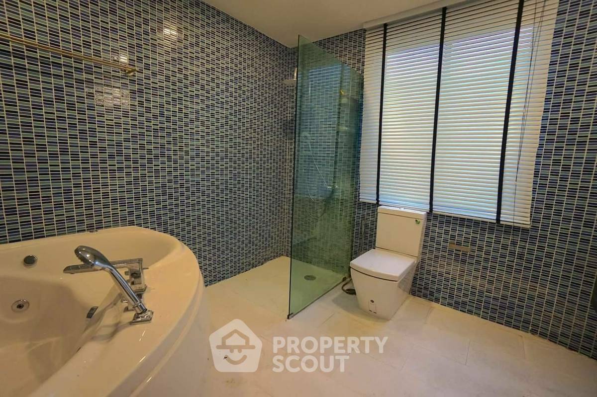 picture 3-BR Condo at Moon Tower Condominium near BTS Thong Lor (ID 803451) - 8/8