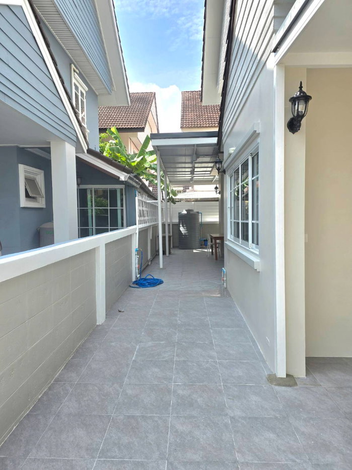รูป บ้านเดี่ยว2ชั้น หมู่บ้านพาร์คเวย์ ชาเล่ต์ หลังมุม รามคำแหง190/1 บ้านไซส์ใหญ่ ราคาสุดคุ้ม แต่งพร้อมอยู่ ทำเลดี  - รูปที่ 4/46