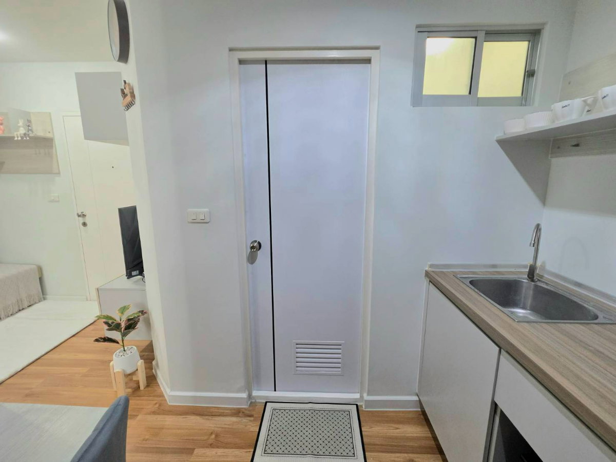 รูป ห้องน่ารักๆ สดใส สไตล์คนชอบของคิ้วท์ๆ มาเพิ่มแล้วค่ะ ขาย V condo ลาดกระบัง เฟส B ห้องสวย พร้อมหิ้วกระเป๋าเข้าอยู่ - รูปที่ 22/35