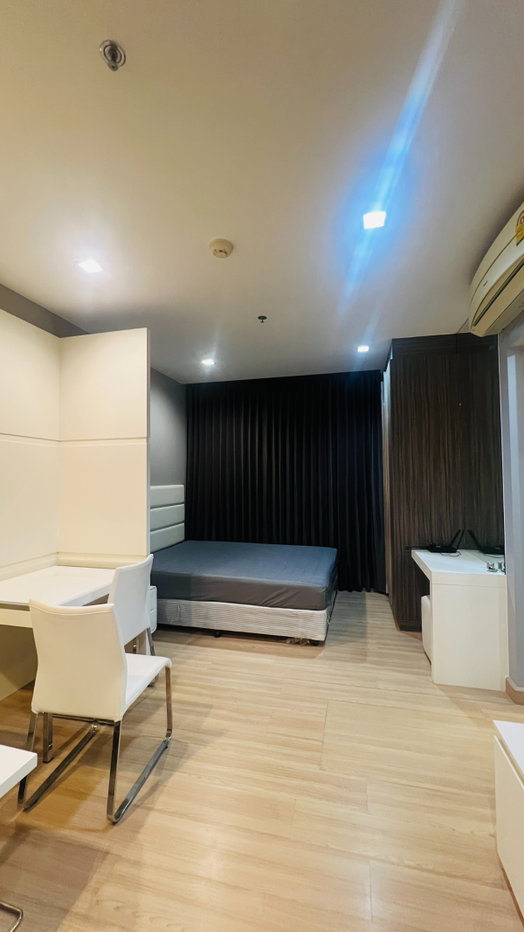 รูป ให้เช่า Urbano Absolute Sathorn Taksin ห้องสวยมาก ราคาดีสุดๆ ตกแต่งเฟอร์ครบ พร้อมจอง ‼️ DS3223 | Line @Dstay - รูปที่ 2/10