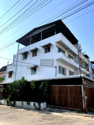 Townhouses for sale Chom Thong : For Sale Townhouse/Townhome  , Baan Suan Ratchanee , corner unit , Bang Mot , Chom Thong , Bangkok , CX-156746 ✅ Live chat with us ADD LINE @connexproperty ✅