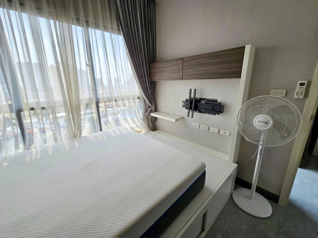 picture code : K42 Urbano Absolute Sathon - Taksin - 6/9