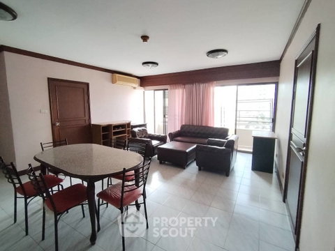 คอนโด 2-ห้องนอน ที่ สราญใจ แมนชั่น คอนโดมิเนียม ใกล้ BTS นานา (ID 2047898)