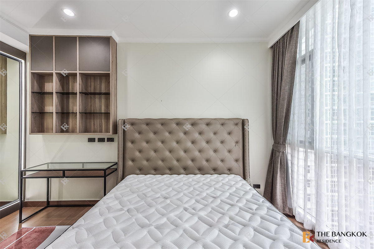 picture Convenient Travel, Great Value per Square Meter Supalai Elite Surawong - 8/10