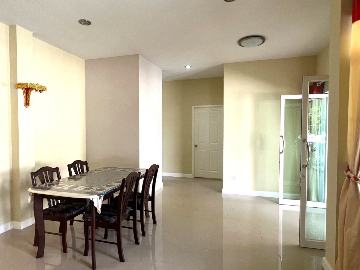 picture   Single-storey detached house for sale  2 bedrooms 2 bathrooms and 1 parking.  #CSS101887 - 6/15
