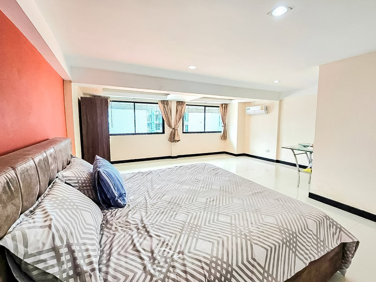 รูป Guest House for Sale Pratumnak Hill Pattaya - รูปที่ 14/17
