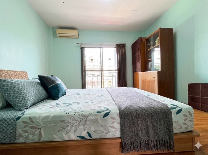 4-bed townhouse for sale, 180 sqm, 23.2 sq wah, Phairoj Village Bangna