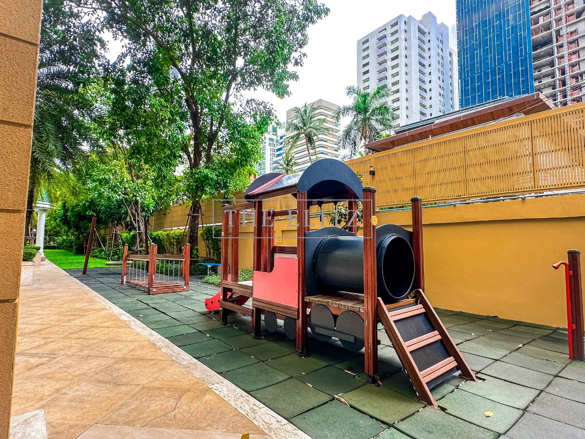 รูป ✨ Best Value Deal! Royce Private Residences for Sale – Premium Unit, Fully Furnished, Prime Location Sukhumvit - รูปที่ 25/46