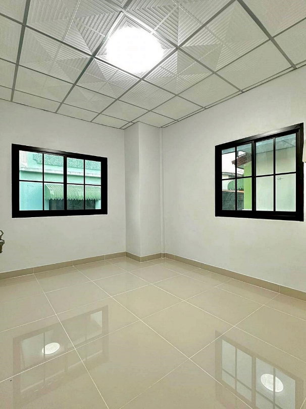 รูป บ้านสวย  หลังมุม  มีระเบียงหน้าบ้าน   #หมู่บ้านบัวทอง 4  ถนนบ้านกล้วย – ไทรน้อย  บางบัวทอง  รีโนเวทใหม่  ใกล้เซ็นทรัล เวสเกต - รูปที่ 21/22