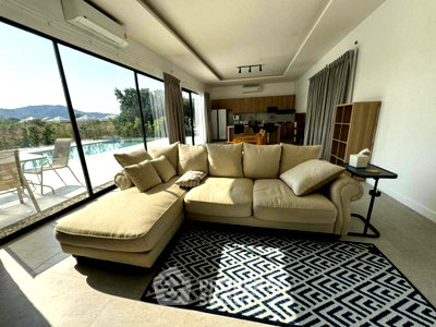 Houses for rent Hua Hin Prachaubkirikhan : 3-BR Villa in Thap Tai (ID 1488254)