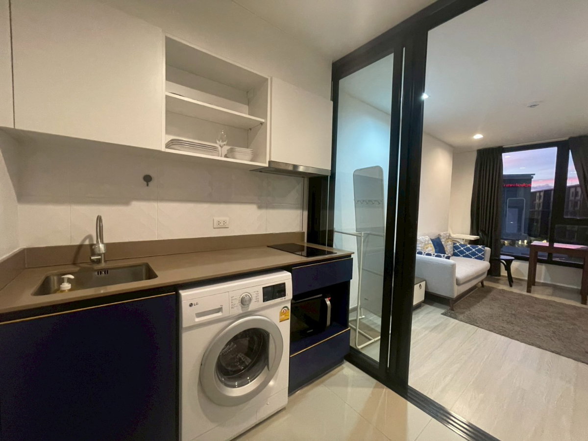 picture The Base Central Apartment for Rent | Short-Term Stay Available - 8/32