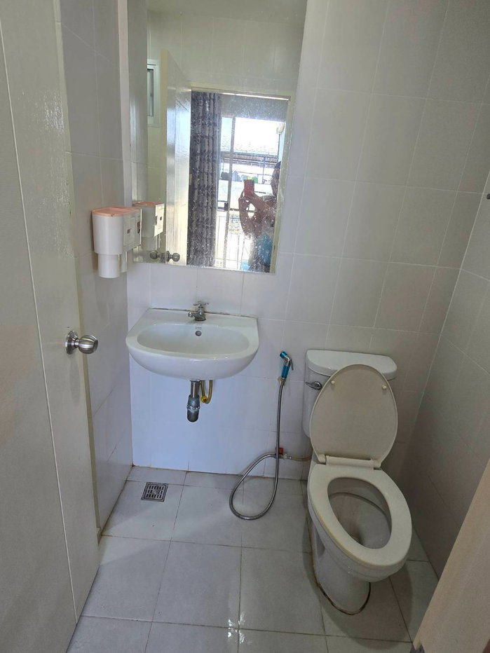 picture Sale! V Condo Lat Krabang Phase B, 5th floor, Sale by owner. - 6/7