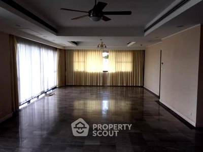 Condos for rent Rama 3 Road : 4-BR Condo at Le Raffine Sukhumvit 24 Condominium near BTS Phrom Phong (ID 511085)
