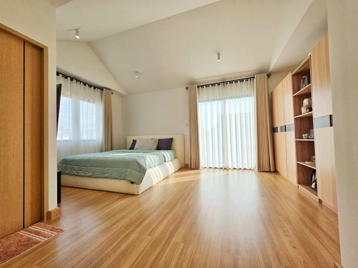 picture Single villa-style house for sale engle house fully furnished - 5/16