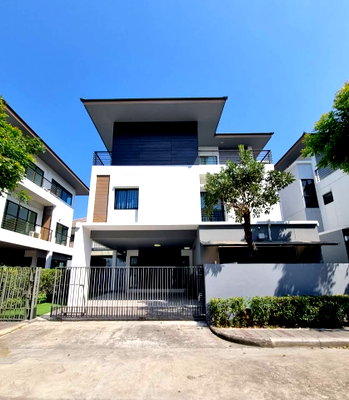 บ้านเดี่ยวให้เช่า : ให้เช่า บ้านเดี่ยว 3 ชั้น หมู่บ้านลุมพินี สวนหลวง ร.9  เฉลิมพระเกียรติ ร.9 ซอย 40/1 (ประเวศ)