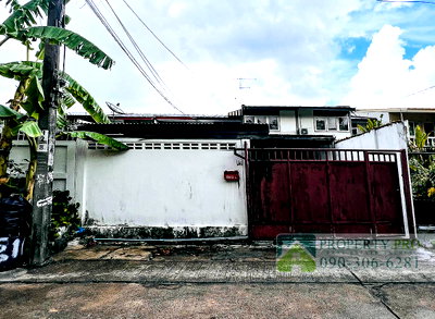 ทาวน์โฮม ม.รามคำแหง : ขาย บ้าน เสรี พระราม 9 บ้านทาวน์โฮม 2 ชั้น 3 ห้องนอน 47 ตรว 112 ตรม ทำเลดี หลัง เดอะไนน์ ใกล้ รามคำแหง หัวหมาก พัฒนาการ ศรีนครินทร์ : MF26S-003