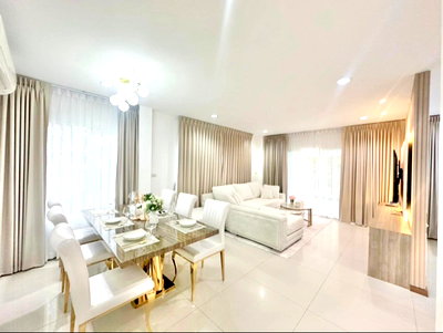 เช่าบ้านเดี่ยว นนทบุรี : ให้เช่าบ้าน ซื่อตรง โคซี่ บางบัวทอง-340 (Suetrong Cozy Bangbuathong-340) ถนนบางบัวทอง-สุพรรณบุรี 340 ต.ละหาร