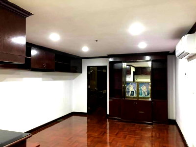 Condos for sale : A034009 Master View Executive Place