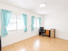 listing thumbnail image 3