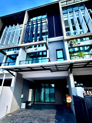 ทาวน์โฮมให้เช่า : 🏡✨ เช่า / ขาย Luxury Townhome 3.5 ชั้น “Blesstown Sukhumvit 50” 3 ห้องนอน 4 ห้องน้ำ ทำเลสุขุมวิท พร้อมอยู่ ใกล้ BTS อ่อนนุช 