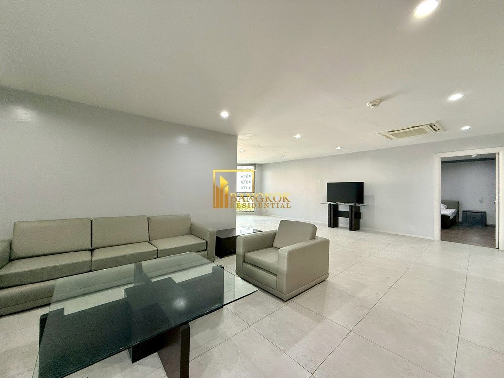 picture President Park | Spacious 3 Bedroom Condo in Sukhumvit 24 - BR12697CD - 5/41