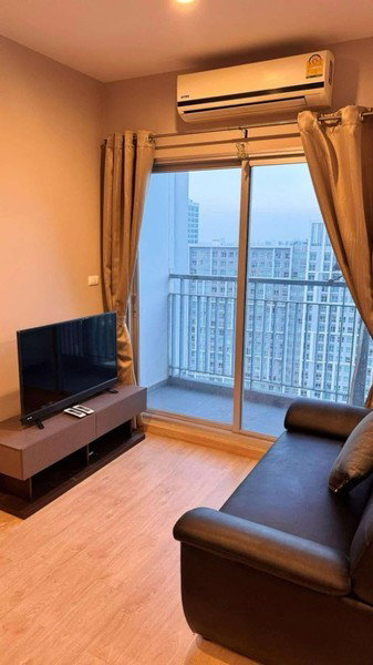 picture A033458 The Tempo Grand Sathon - Wutthakat - 6/8