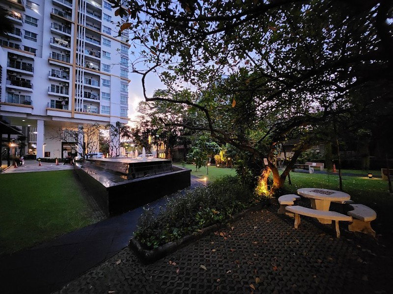 picture A033203 The Parkland Grand Taksin - 6/6