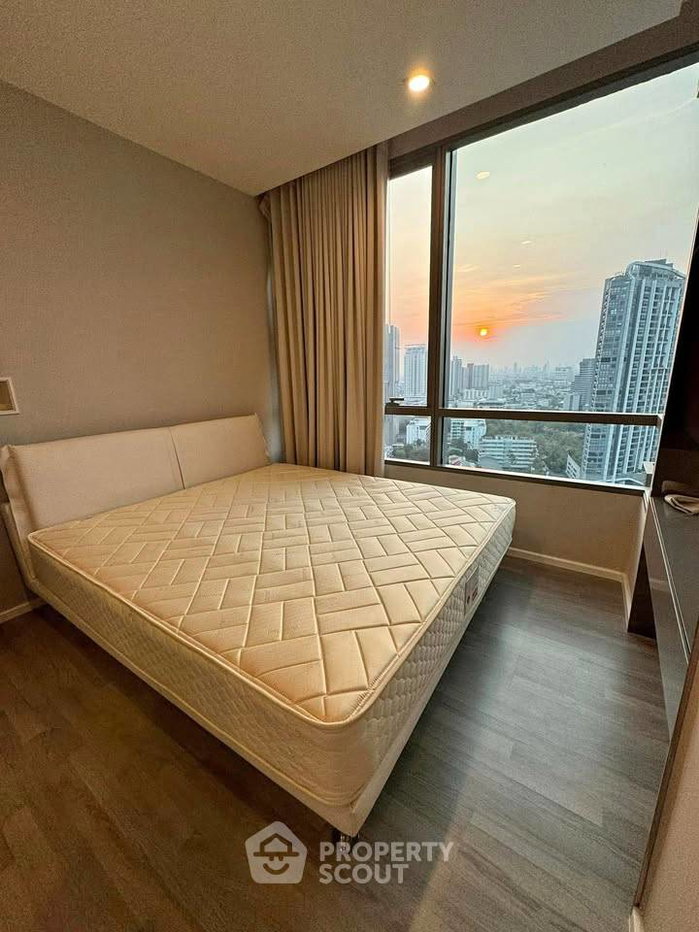 รูป คอนโด 1-ห้องนอน ที่ เดอะ รูม สุขุมวิท 69 ใกล้ BTS พระโขนง (ID 2401477) - รูปที่ 2/4