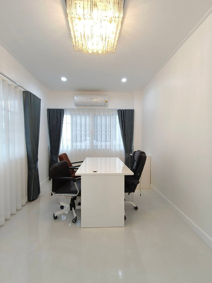 รูป บ้านเดี่ยวรามคำแหง หมู่บ้านพาร์คเวย์ชาเล่ต์ นัดชมบ้าน 085-318-6868 คุณวานัดชมบ้าน 085-318-6868 คุณวา - รูปที่ 17/39