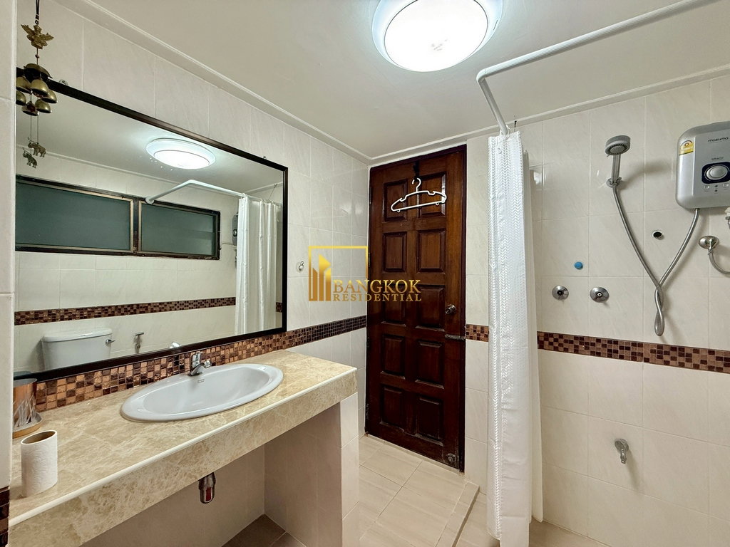 รูป Affordable 2 Bedroom House For Rent in Ekkamai Area - BR28339SH - รูปที่ 25/31
