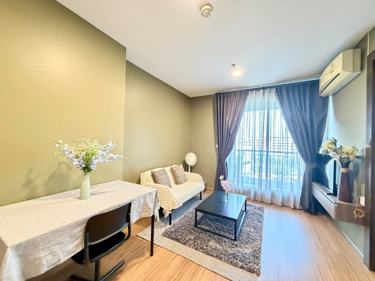 picture Condo for Sale❗️" 𝐑𝐡𝐲𝐭𝐡𝐦 𝐑𝐚𝐭𝐜𝐡𝐚𝐝𝐚 " 𝐒𝐩𝐞𝐜𝐢𝐚𝐥 𝐩𝐫𝐢𝐜𝐞 𝟑.𝟓𝟓 𝐌𝐁.next to MRT-Ratchadaphisek - 8/19