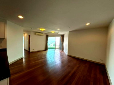 Condos for sale : A034179 Belle Grand Rama 9