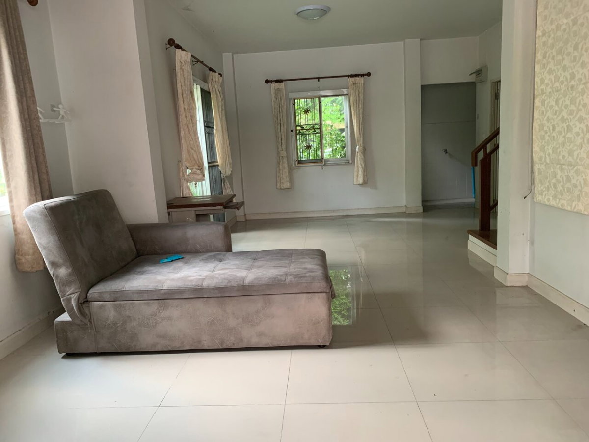 รูป 🏡 ขายทาวน์เฮาส์ 2 ชั้น 27.6  ตรว. หลังมุม พื้นที่กว้าง อยู่สบาย 📍 หมู่บ้านเปี่ยมสุข 4 ซอยสุขาประชาสรรค์ (ซอยวัดกู้)  ปากเกร็ด  นนทบุรี - รูปที่ 5/15