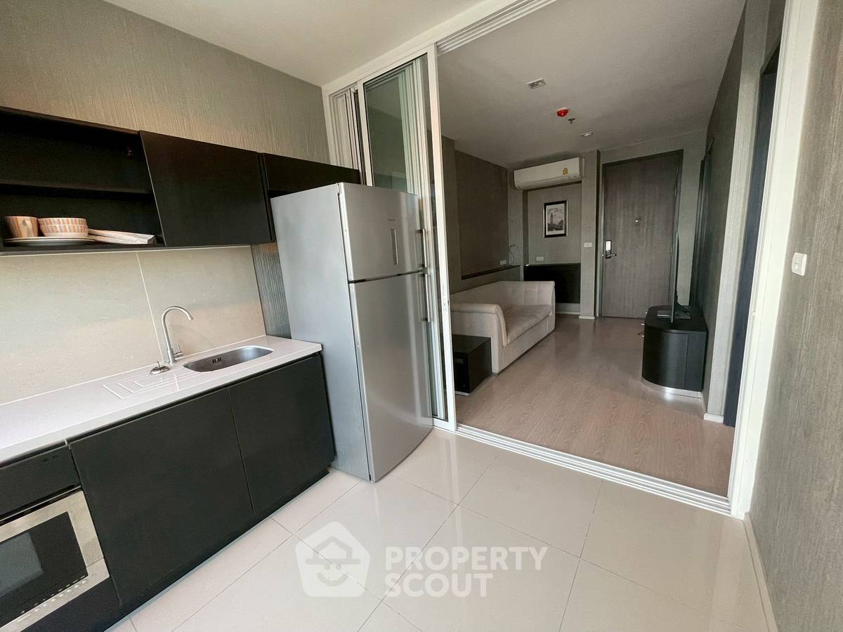 picture 1-BR Condo at Rhythm Sukhumvit 44/1 near BTS Phra Khanong (ID 2944038) - 3/9