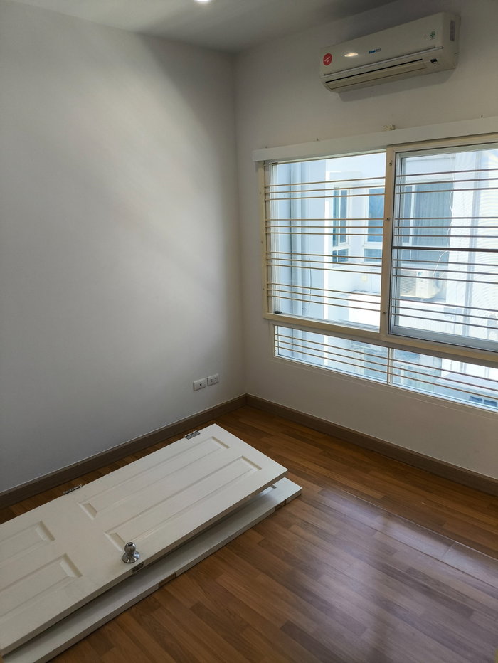 รูป 🏡H174 | ให้เช่าทาวน์โฮม 3 ชั้น (รีโนเวทใหม่) บ้านกลางเมือง พระราม 9-ลาดพร้าว ห่างจากเอกมัยเพียง 7 นาที (รับสัตว์เลี้ยง!) - รูปที่ 12/12