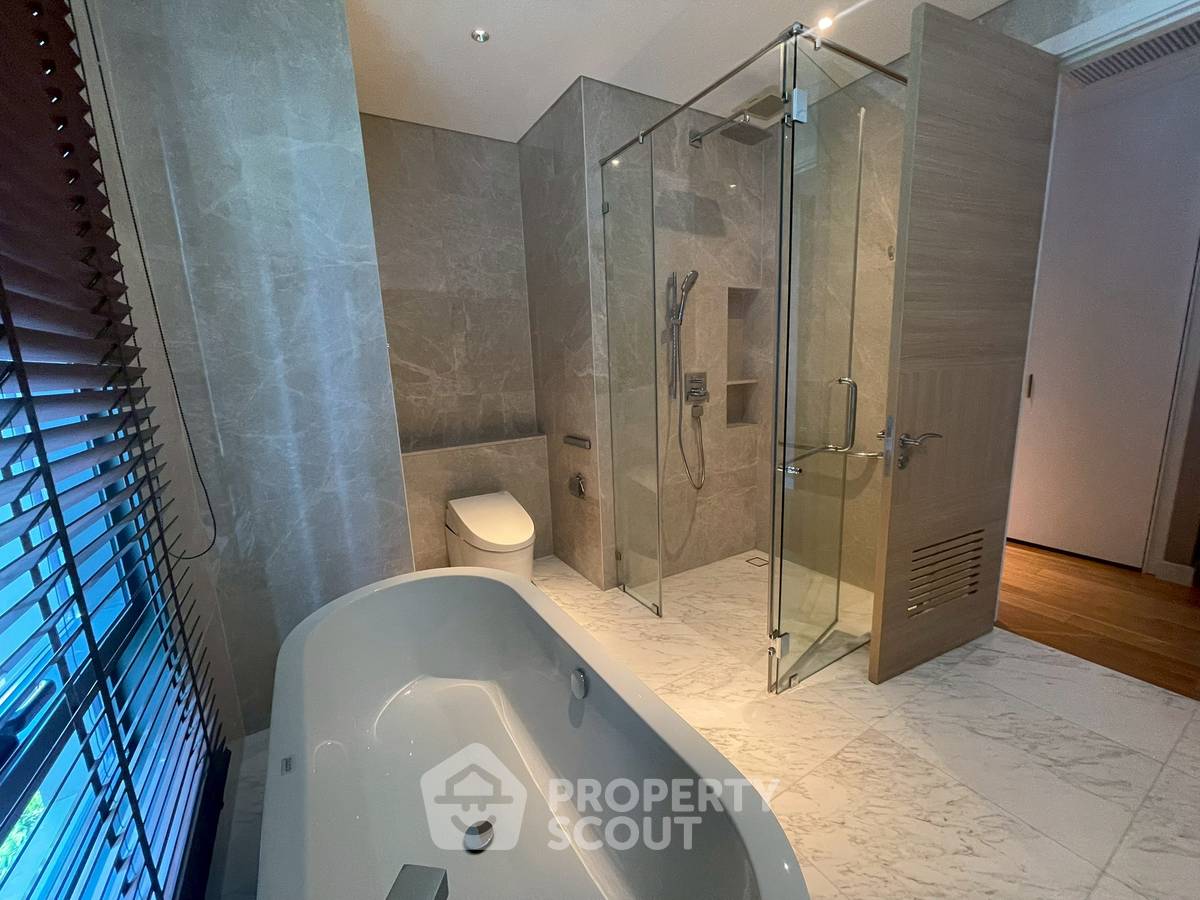 picture 2-BR Condo at Sindhorn Residence near BTS Ratchadamri (ID 2944028) - 15/17
