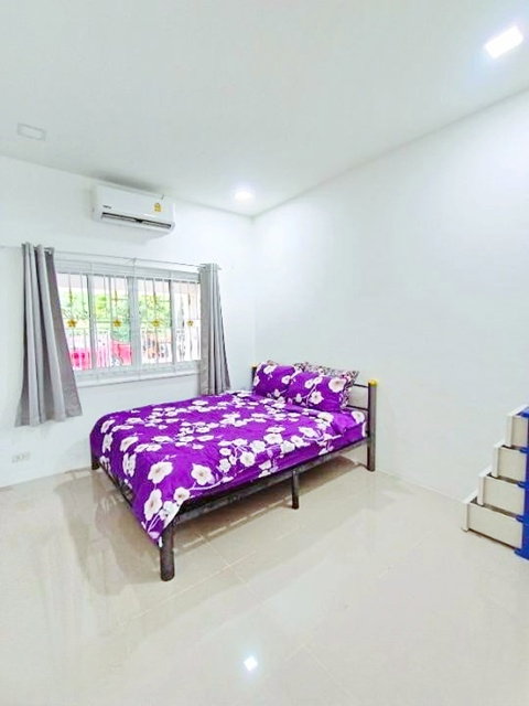 รูป ใกล้โรบินสัน ถลาง 2 กม. ภูเก็ต ทาวน์เฮาส์ 2นอน 1น้ำ 100 ตร.ม. 25 ตร.วา.พร้อมเฟอร์ฯ เทพกระษัตรี ศรีสุนทร ถลาง และเครื่องใช้ไฟฟ้าครบ - รูปที่ 4/8